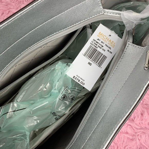 Michael Kors Jet Set Travel Silver Tote - Picture 8 of 8